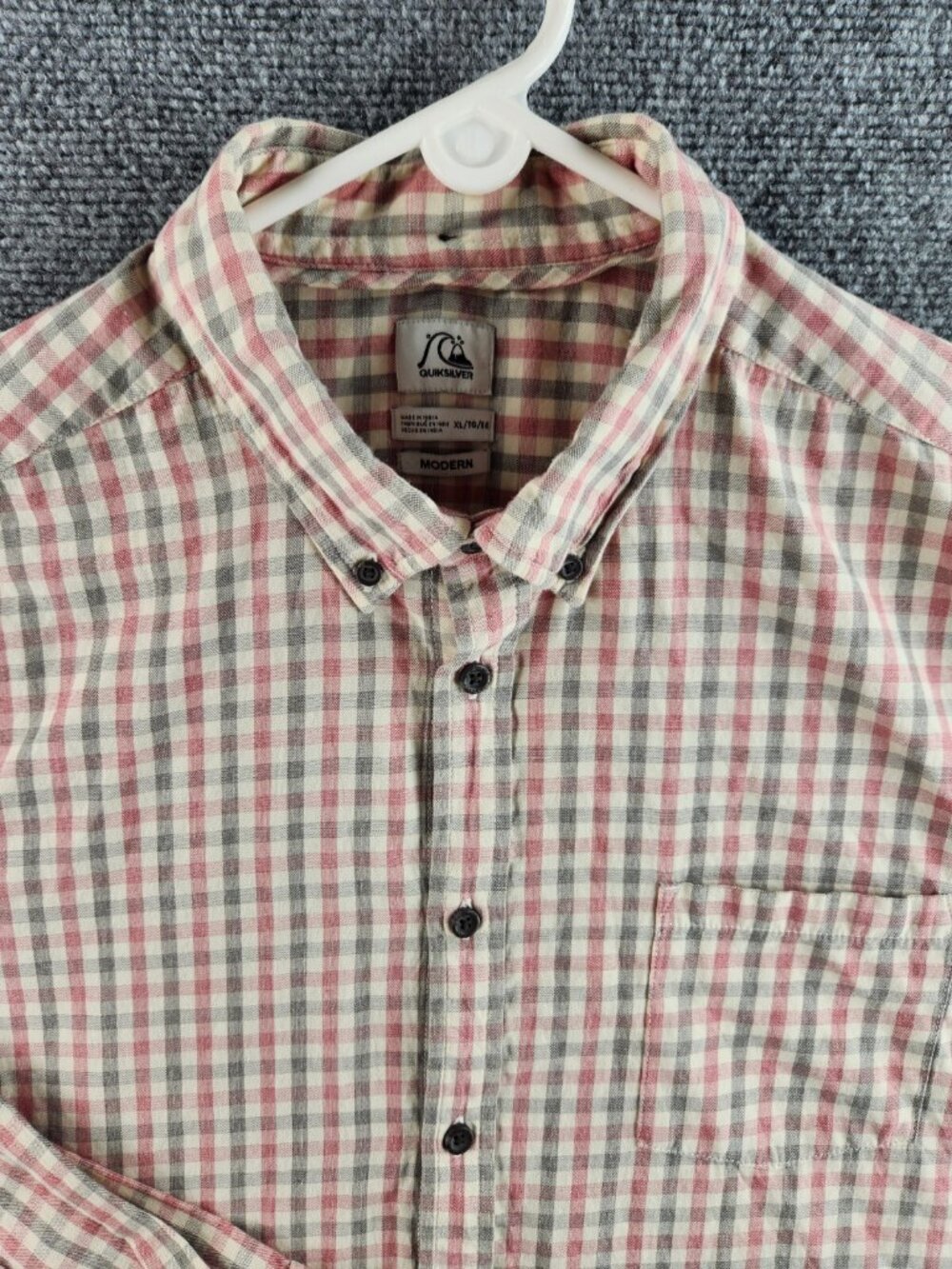 Quicksilver Modern Mens XL Blue Red Check Long Sleeve Button Up Shirt All Cotton